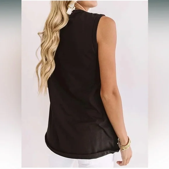 🎯Stay Golden Sleeveless Tank Top - Picture 4 of 15